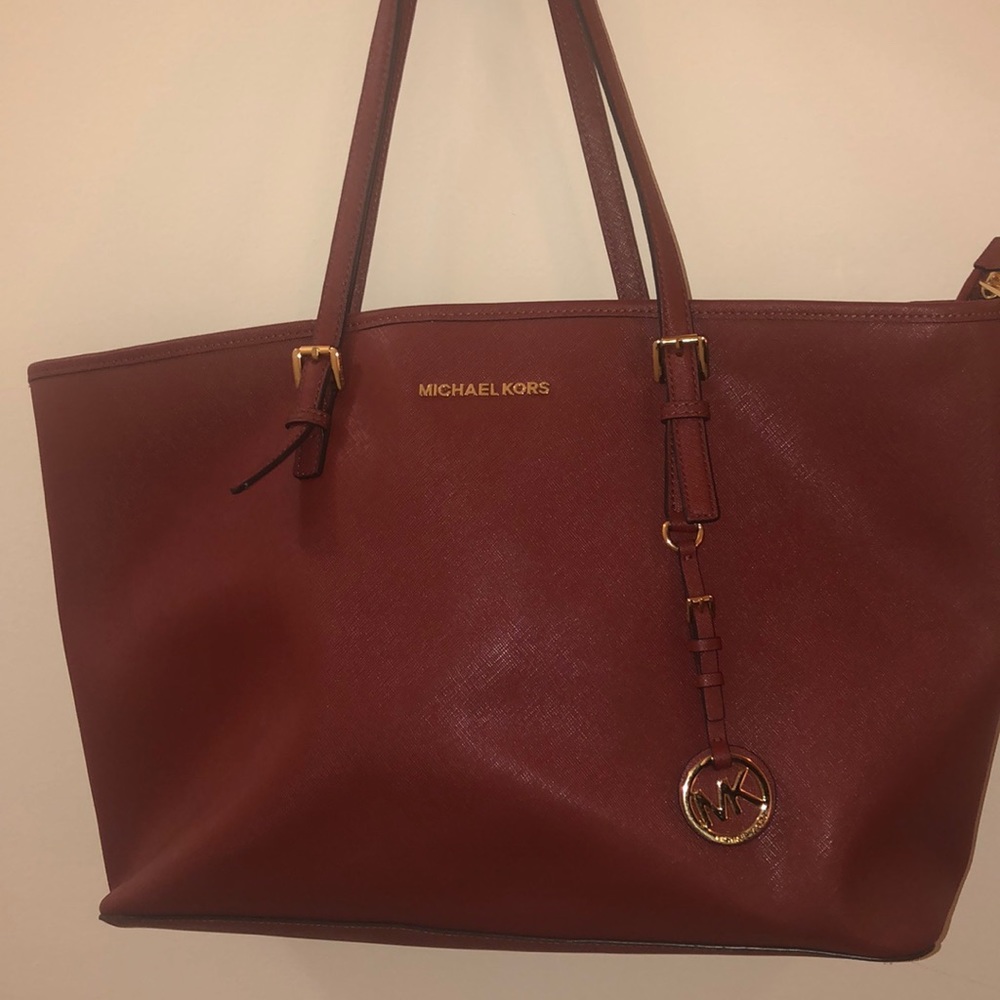 Michael Kors Jet Set Travel Tote